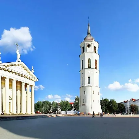 Apartmán Old Town With Balcony, 7 Sleeping Places, 2baths