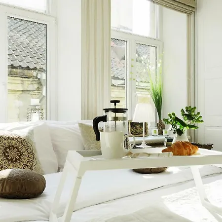 Old Town With Balcony, 7 Sleeping Places, 2baths * Βίλνιους
