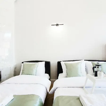 Old Town With Balcony, 7 Sleeping Places, 2baths * Vilnius